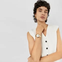 Analogue watch with gold-colored IPG steel wristband Karat Round