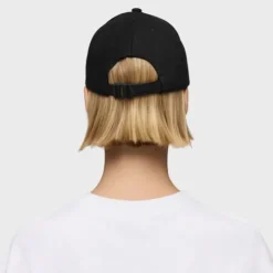 Black Cap TOUS Logo Metal