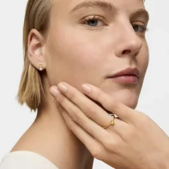 Bold Bear gold and bear charm Ring