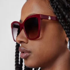 Burgundy-colored bear Sunglasses Square Bear
