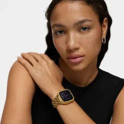 D-Connect Smartwatch with gold-colored IPG steel bracelet