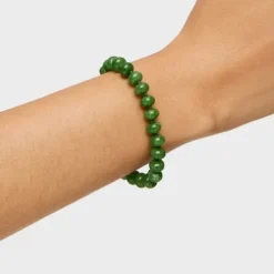 Hold Oval Bracelet with 18kt gold plating over silver and green quartzite