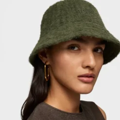 Khaki Beanie TOUS Fluffy