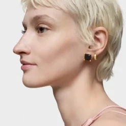 18kt gold plating over silver and onyx Earrings Color Black