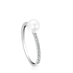 Les Classiques Ring in White gold with Diamonds and Pearl