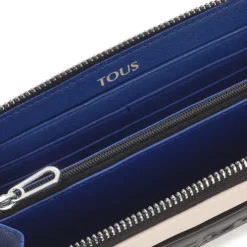 Medium nude colored Empire Soft Wallet
