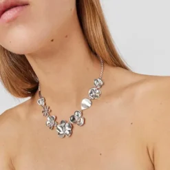 Silver Fragile Nature flowers Necklace