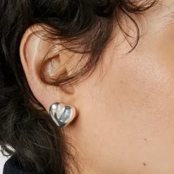 Silver heart motif Earrings Tabit