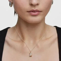 Small two-tone Bold Bear Pendant