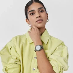 Smarteen Connect Watch with green silicone strap