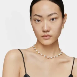 Tube Choker with 18kt gold plating over silver and cultured pearls Gloss
