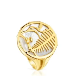 Yunque Openwork Signet ring with 18 kt gold plating over silver and mother-of-pearl
